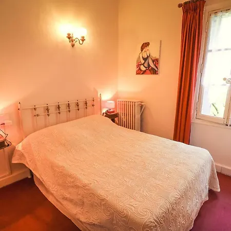 La Roseraie Guest house 3*